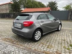 Cinzento Usado 2012 Mercedes A180 Citadino | € 13.500 (Preço justo)