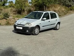 Cinza Usado 2000 Renault Clio II | € 1.570 (Bom preço)