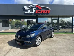 Azul Usado 2018 Renault Scénic IV Bose Edition Monovolume | € 16.450 (Preço justo)