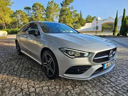 Cinza Usado 2020 Mercedes CLA250 AMG line Sedan | € 28.900