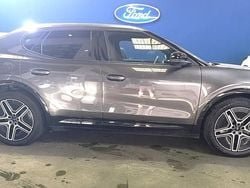 Cinza Usado 2025 Ford Capri Premium Sedan | € 43.900