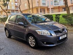Usado 2009 Toyota Auris Sedan | € 6.250 (Bom preço)