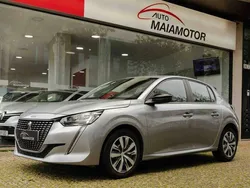 Cinza Usado 2023 Peugeot 208 Active Citadino | € 15.450 (Preço justo)