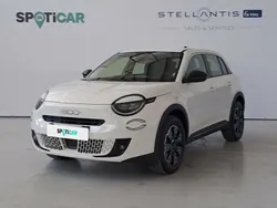 Branco Usado 2025 Fiat 600 Red SUV | € 28.900 (Preço justo)