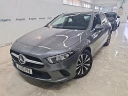 Cinza Usado 2021 Mercedes A250 Style | € 25.900 (Bom preço)