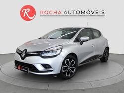 Cinza prata Usado 2017 Renault Clio IV Zen Citadino | € 11.690 (Preço justo)