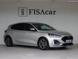 Cinza Usado 2024 Ford Focus ST-Line Citadino | € 24.900 (Preço justo)