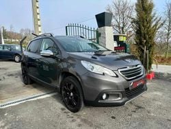 Cinzento Usado 2016 Peugeot 2008 SUV | € 13.250 (Caro)
