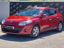 Vermelho Usado 2010 Renault Mégane III | € 8.200 (Preço justo)