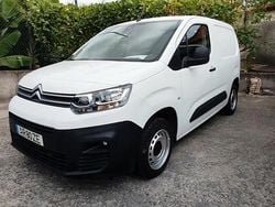 Branco Usado 2022 Citroën Berlingo Feel Monovolume | € 18.950 (Preço elevado)