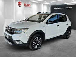 Branco Usado 2018 Dacia Sandero Stepway Citadino | € 13.900 (Preço justo)