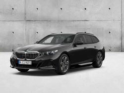 Preto sapphire metalizada Novo 2024 BMW 530e Shadowline Carrinha | € 79.715 (Preço elevado)