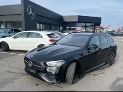Preto Usado 2023 Mercedes C300 AMG Carrinha | € 46.980