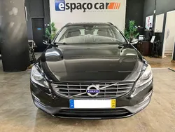 Preto Usado 2017 Volvo V60 Kinetic Carrinha | € 14.900 (Bom preço)