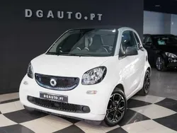 Branco Usado 2019 Smart ForTwo Electric Drive Passion Coupé | € 12.990 (Preço justo)