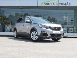 Cinza Usado 2020 Peugeot 5008 Active Monovolume | € 17.900 (Bom preço)