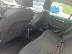 Cinzento Usado 2018 Skoda Octavia | € 11.990 (Preço justo)