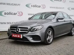 Cinza Usado 2019 Mercedes E300 AMG line Sedan | € 34.500 (Preço justo)