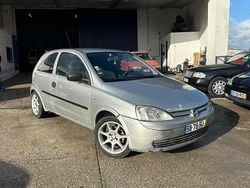 Cinzento Usado 2001 Opel Corsa Citadino | € 1.499 (Bom preço)