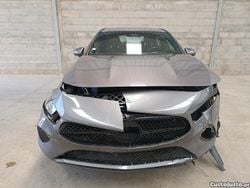 Cinza Usado 2023 Mercedes A250 | € 14.980