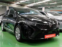 Usado 2024 Renault Clio V Evolution | € 17.699 (Preço justo)