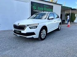 Branco Usado 2022 Skoda Kamiq SUV | € 18.900 (Bom preço)