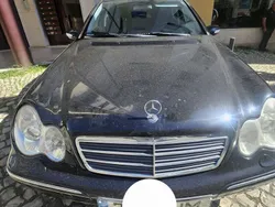 Usado 2002 Mercedes C220 Sedan | € 4.250 (Bom preço)