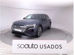 Azul rei metalizado Usado 2023 Audi Q8 e-tron Advanced SUV | € 53.990 (Preço justo)