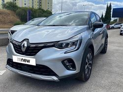Cinzento Usado 2024 Renault Captur Techno SUV | € 20.990 (Preço justo)