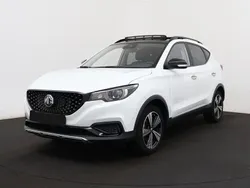 Branco Usado 2020 MG ZS Luxury Sedan | € 16.650 (Preço justo)