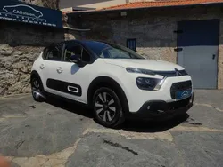 Branco Usado 2021 Citroën C3 PureTech Citadino | € 11.850 (Bom preço)