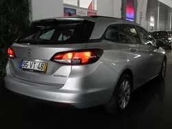 Cinzento Usado 2018 Opel Astra Sport Carrinha | € 13.500 (Preço justo)