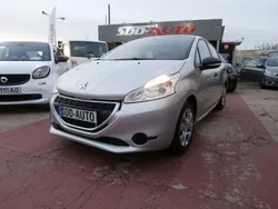 Cinza Usado 2014 Peugeot 208 Active Citadino | € 8.500 (Preço justo)