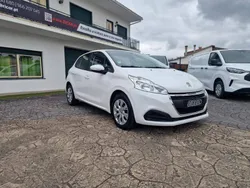 Branco Usado 2018 Peugeot 208 Citadino | € 7.200 (Super Preço)