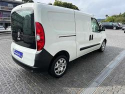 Branco Usado 2020 Fiat Doblò Monovolume | € 14.750 (Preço elevado)