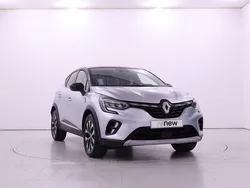 Cinzento Usado 2022 Renault Captur Techno SUV | € 19.450 (Preço justo)