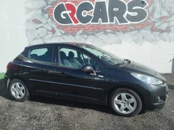 Preto Usado 2010 Peugeot 207 Citadino | € 6.990 (Preço justo)