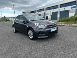 Usado 2015 Kia Rio LX Sedan | € 7.990 (Preço justo)