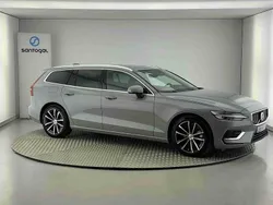 Cinzento Usado 2024 Volvo V60 Carrinha | € 43.490 (Bom preço)
