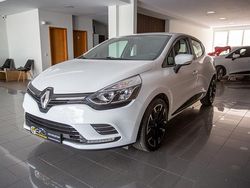 Branco Usado 2019 Renault Clio IV Zen | € 9.400 (Bom preço)