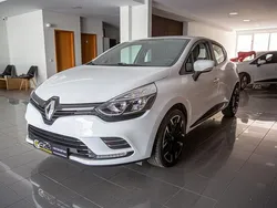 Branco Usado 2019 Renault Clio IV Zen | € 9.400 (Bom preço)