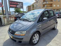 Azul Usado 2005 Fiat Idea Monovolume | € 3.499