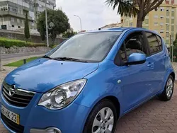 Azul Usado 2009 Opel Agila Coupé | € 3.250