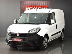 Branco Usado 2022 Fiat Doblò Easy Monovolume | € 13.380 (Bom preço)