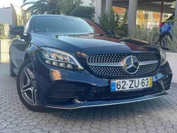 Azul Usado 2019 Mercedes C200 AMG line Coupé | € 32.490