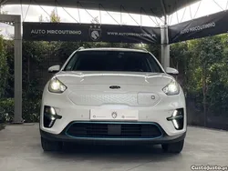 Branco Usado 2021 Kia e-Niro SUV | € 33.500