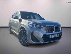 Prateado Usado 2025 BMW iX1 Luxury Line SUV | € 52.822 (Preço justo)