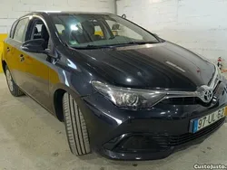 Preto Usado 2018 Toyota Auris Active Citadino | € 14.799 (Bom preço)