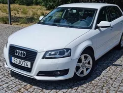 Branco Usado 2010 Audi A3 Premium Citadino | € 11.450 (Preço justo)