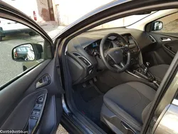Cinza Usado 2017 Ford Focus Carrinha | € 10.950 (Preço justo)